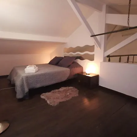公寓 Duplex 3 Pieces 4 Couchages Au Suquet A 2 Mn A Pied Du Port De Cannes, Du Centre, De La Et Du Palais Des Festival 戛纳